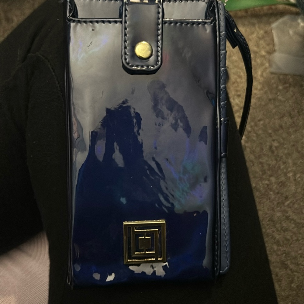 Blue Liz Claiborne Charging Wallet
